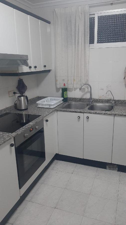 Apartament Carrer I'Iiia เกรา เด กัสเตยอน ภายนอก รูปภาพ